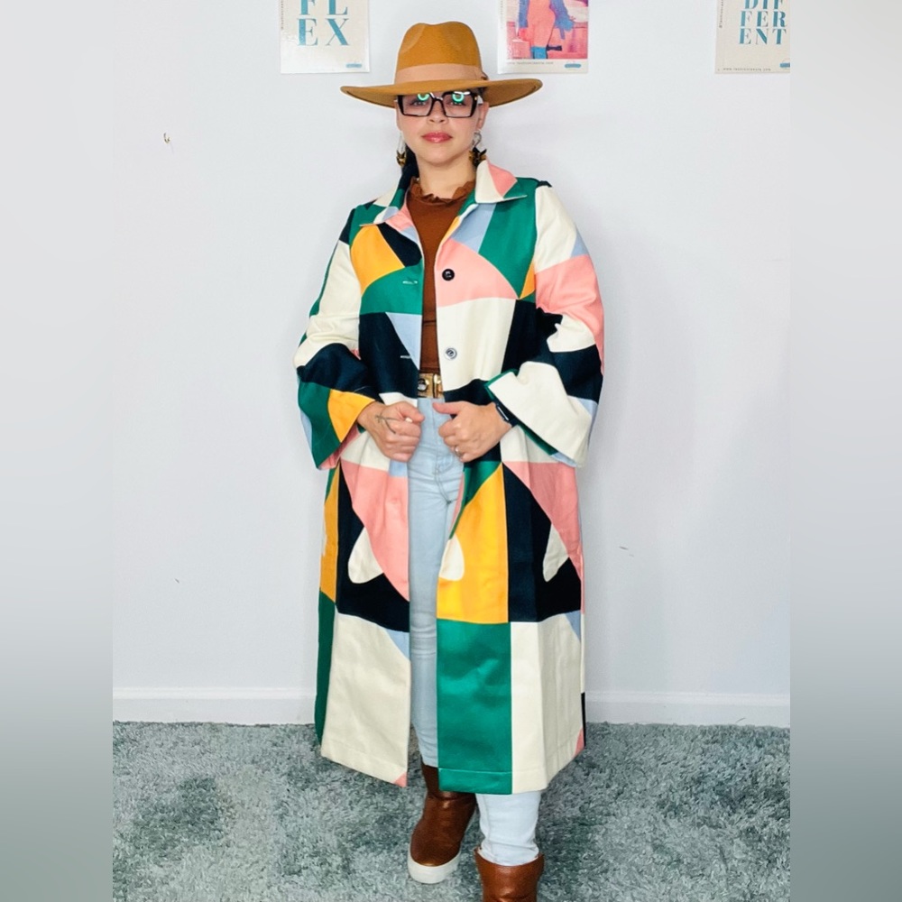 Vivian Wide Sleeve Coat: Small-2X - Picture 4 of 9